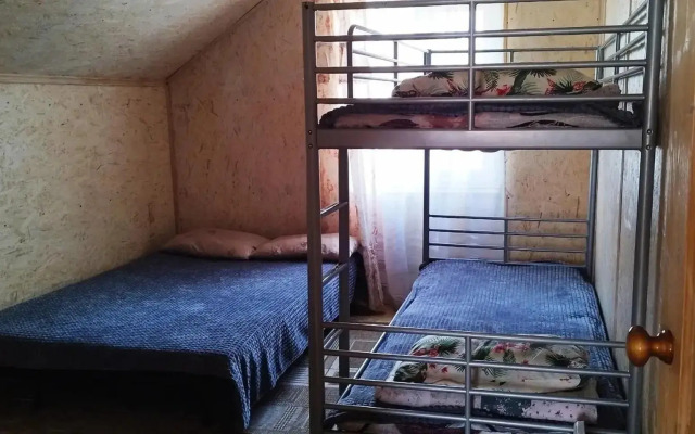 Cozy houses with access to the Belaya River