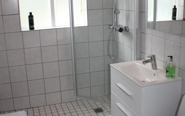 Brekkugata 33 Guesthouse