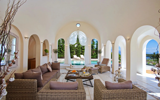 Villa Veneziano – Suites & Villa.