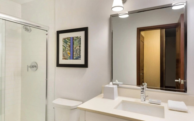 Four Points by Sheraton Surrey