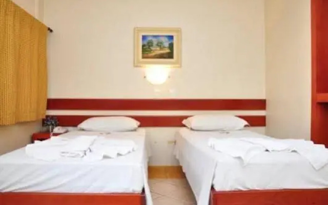 Hotel Master
