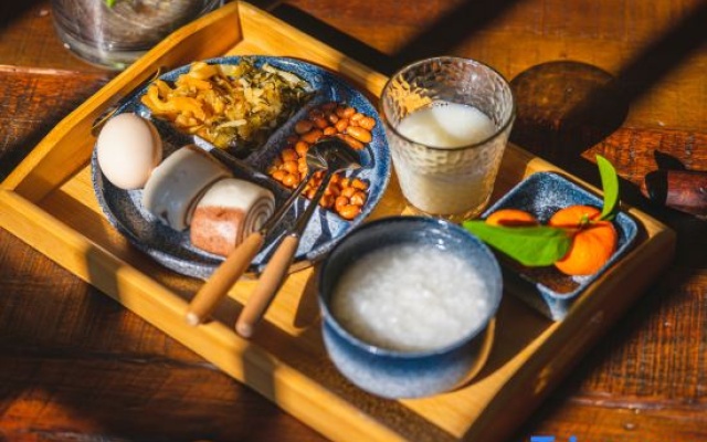 Yongding Earth Building Duilu · Shengheng Building World Heritage Home Stay – Meal – Longyan