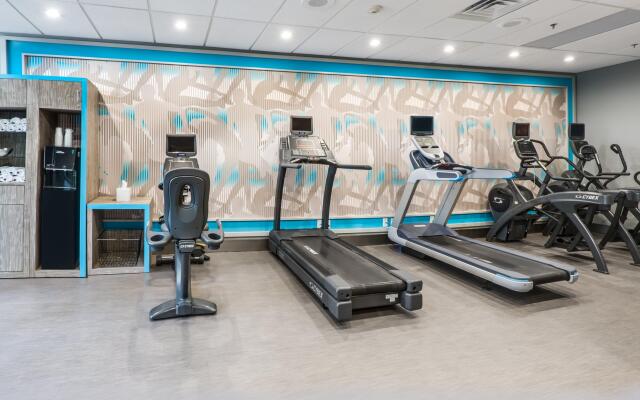 Crowne Plaza Suites Arlington by IHG