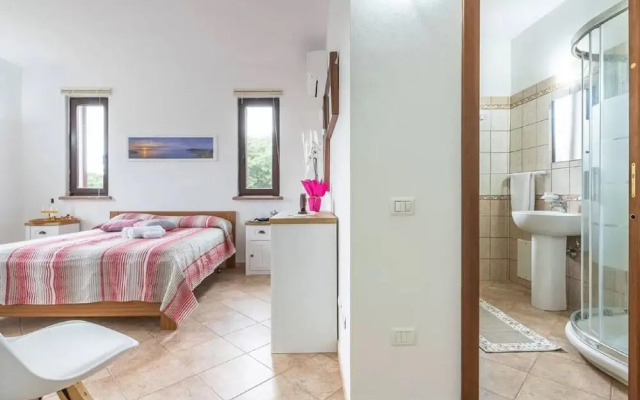 Detached Villa With Garden in Stintino