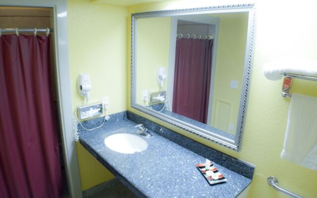 Magnolia Inn And Suites