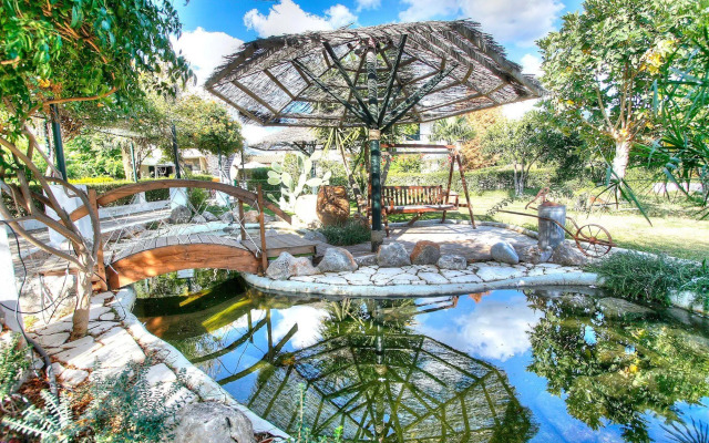 Sunny Garden Apartments