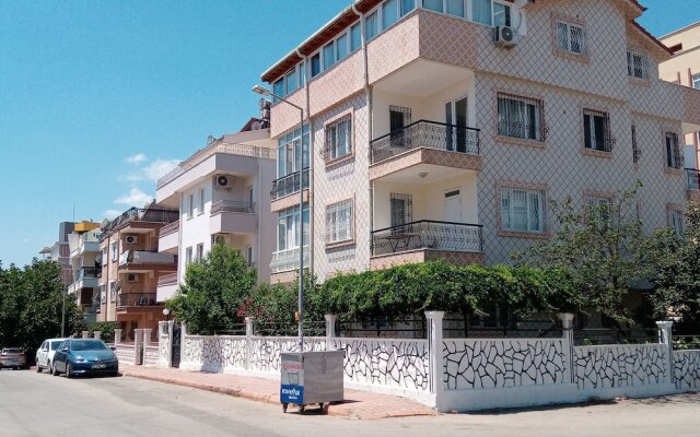 Bulut Apartment