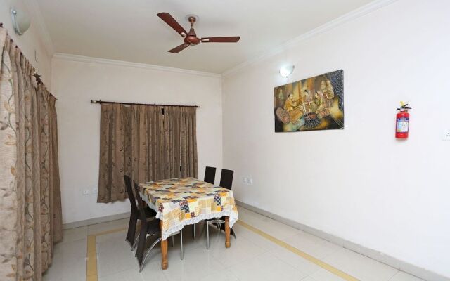 OYO Flagship 4877 Aradhya residency