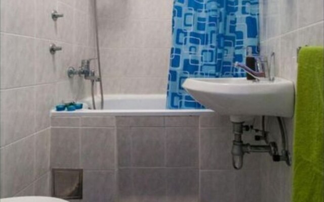 Delightful Apartment With Balcony and Sea View