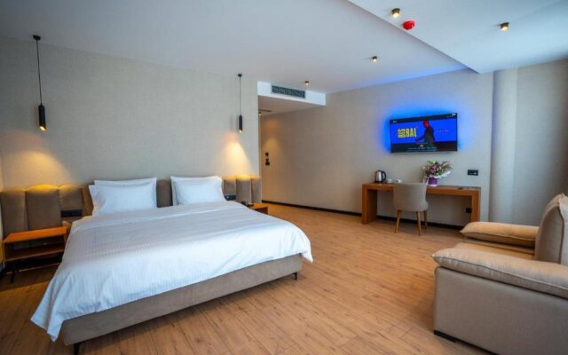 Duomo Resort