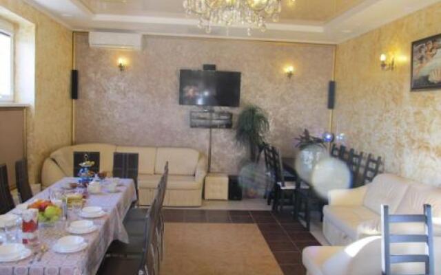 Pavlovskij Posad Guest House