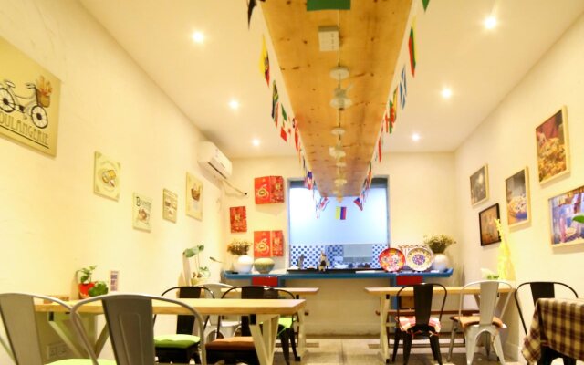 Luoyang Heartland International Youth Hostel