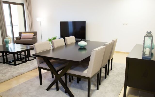 Shams by Hi Guests Vacation Homes
