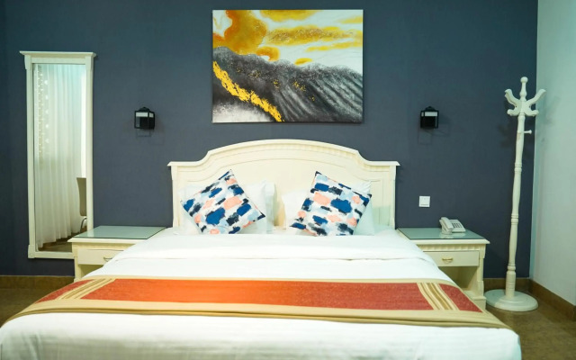 Safeer International Hotel