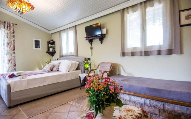 Villa Aelia - A Peaceful And Private Place