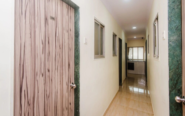 OYO 13471 Hotel HomeStay