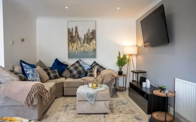 Host Stay Glazier Drive