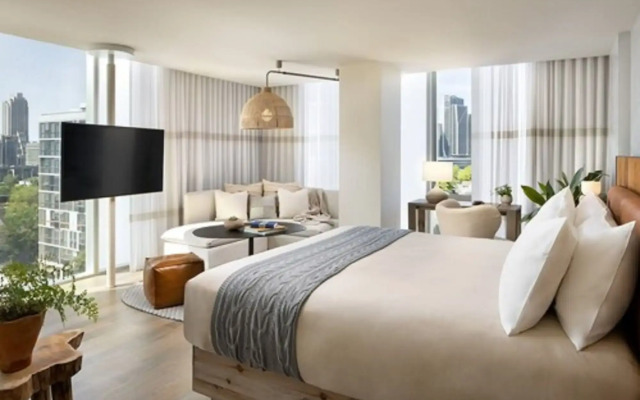 1 Hotel Toronto