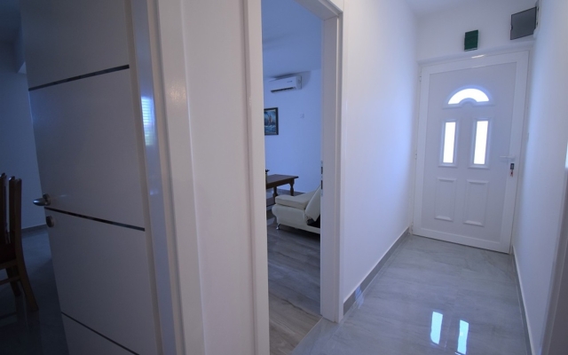 Holiday house Branka - 80 m from beach: Vir, Zadar riviera