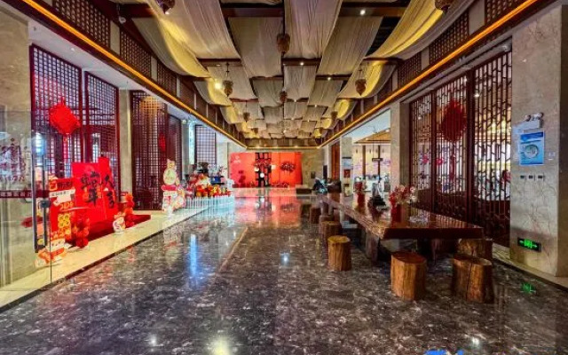 Tanghai Holiday Hotel