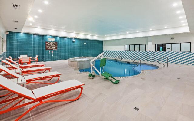 Holiday Inn & Suites McKinney - N Allen by IHG