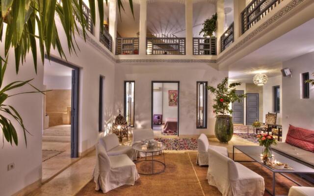 Riad Awa