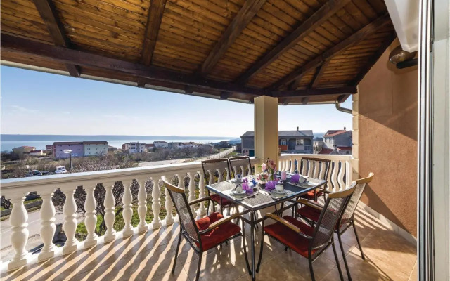 Three-Bedroom Apartment Maslenica with Sea view 08