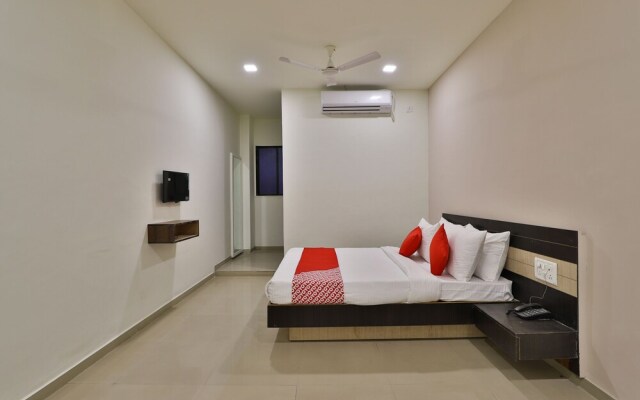 OYO Flagship 30791 Hotel Shagun