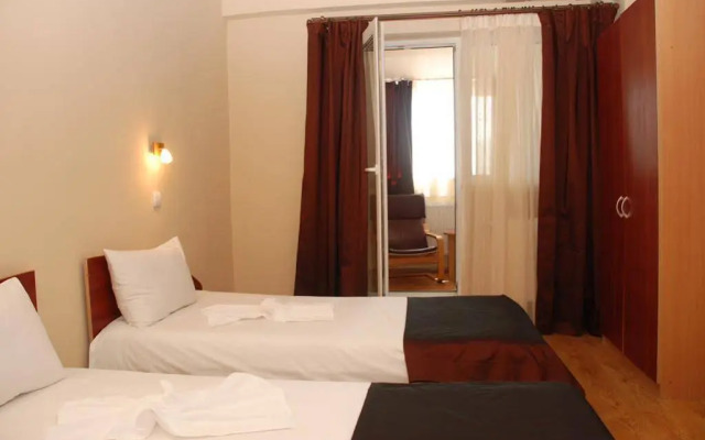Hotel Liliacul