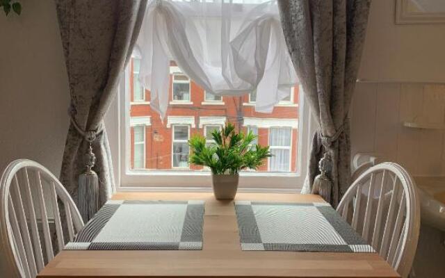 The George Guest House