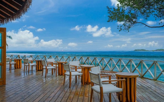 Cinnamon Dhonveli Maldives - Water Suites