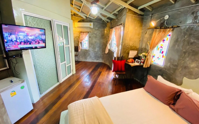 Hy Resort