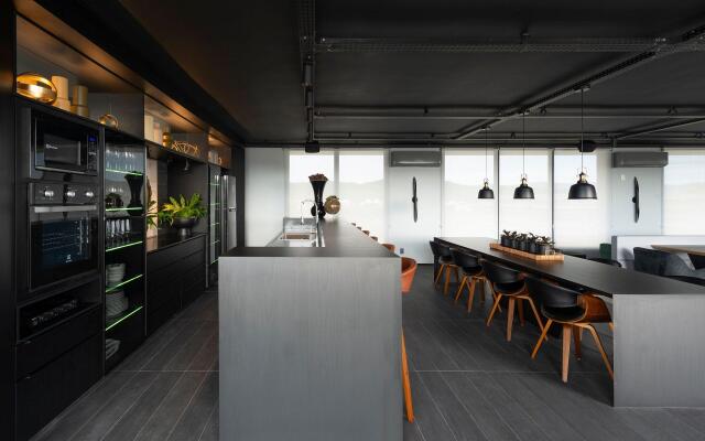 Rooftop com piscina em Jurerê Internacional #JA12