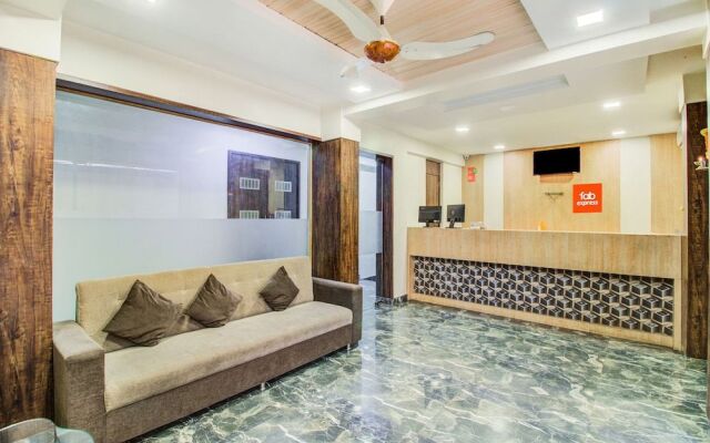 Fabhotel Monarch Guestline