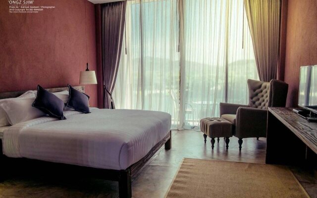 The Glory River Kwai Hotel