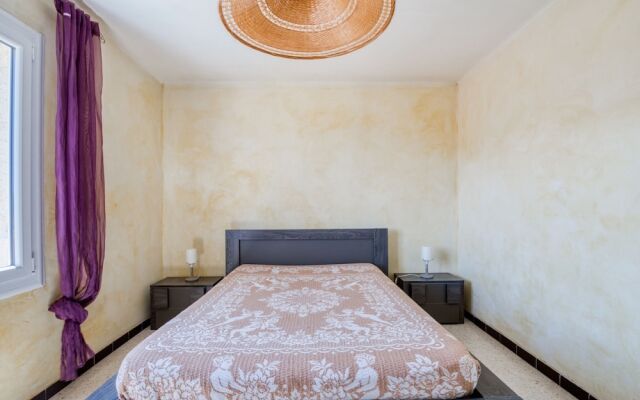 Cozy Holiday Home in Cogolin with Private Pool