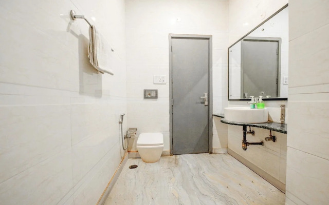 FabHotel Harsh Vihar