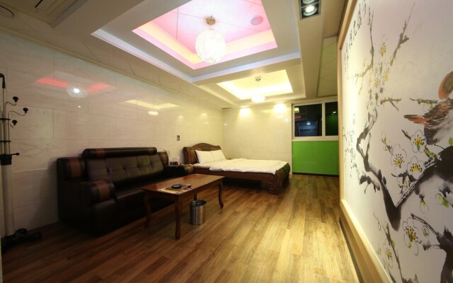Sun Hotel