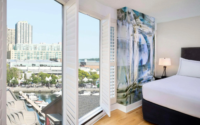 Radisson Blu Toronto Downtown