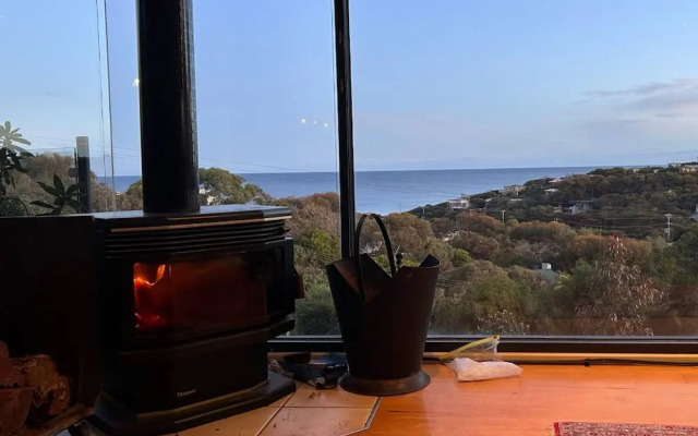 Fairhaven Beach House With Ocean Views and Tranquil Setting