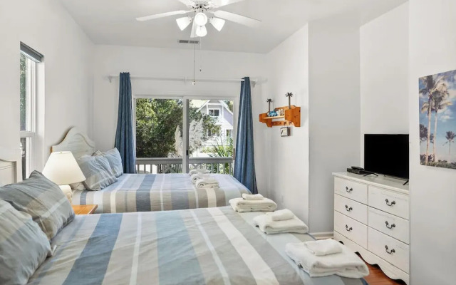 Newly Remodeled 3 Bed Home in Heart of Fripp Island