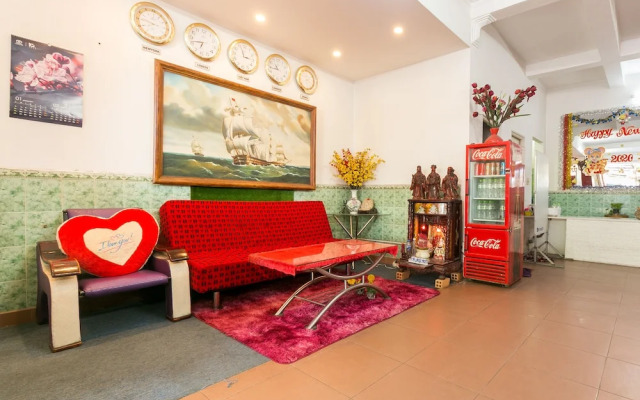 Thuan Phat Hotel by OYO Rooms