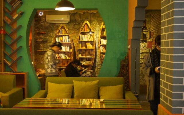 Backpackers Youth Hostel