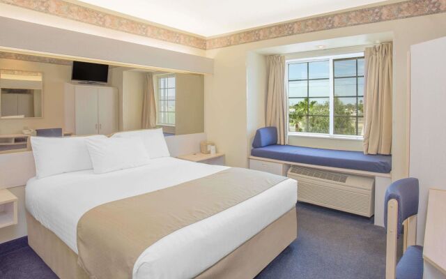 Microtel Inn & Suites Yuma