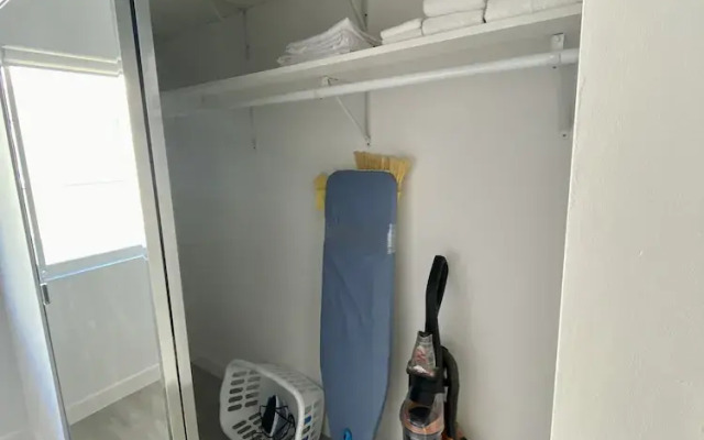 Entire Apartments Near LAX Stays