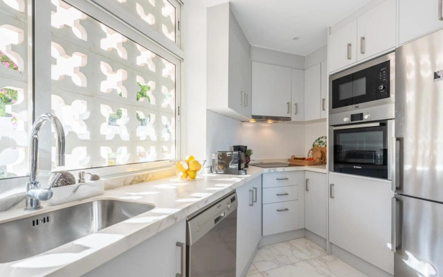 Azahara1 Beautiful apartment frontline golf