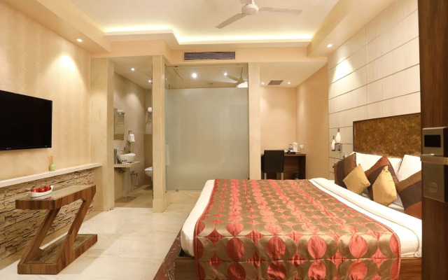 Mumbai Metro - The Executive Hotel
