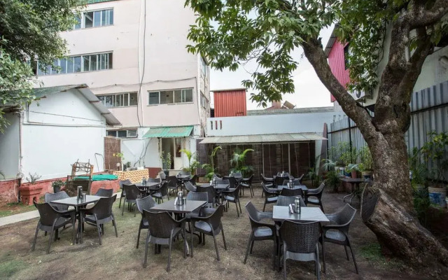 OYO 10440 Hotel Surabhi