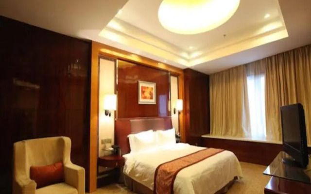 Ramada Plaza Peace Shanghai