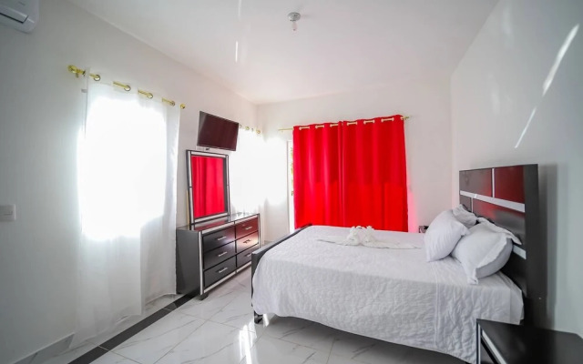 8br Private Villa In Sosúa - 2 Mins From Nightlife